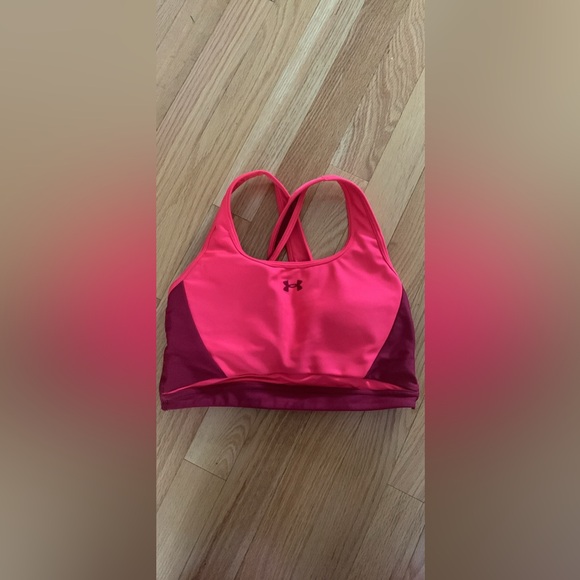 Under Armour Pink Sport bra 💗 - Picture 1 of 1